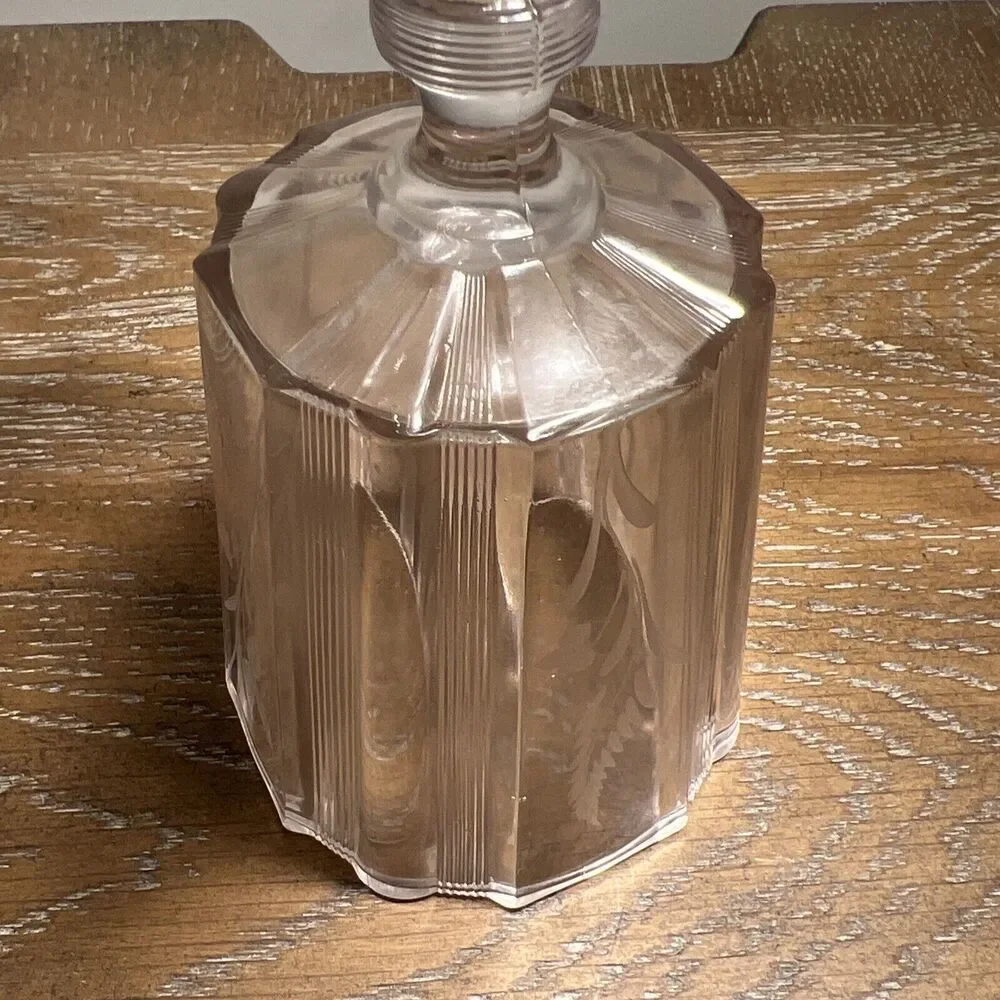 Antique CLEAR/tinted RIBBON by Adams & Co Stemware‎